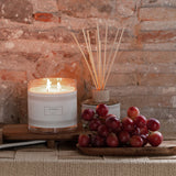 Vela Atenea 220 gr - FRAGANCIA FLORAL, CÍTRICA Y AMADERADA